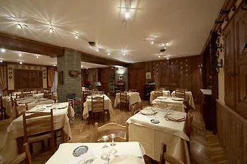 Dei Camosci Отель Курмайор