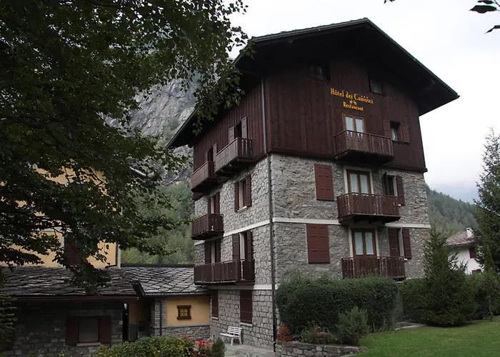 Hotell Dei Camosci Courmayeur